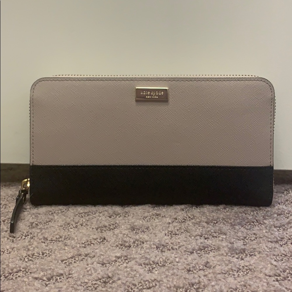 Kate Spade Continental wallet
